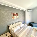 Siclari B&b-rooms&suite Bed & Breakfast 4*