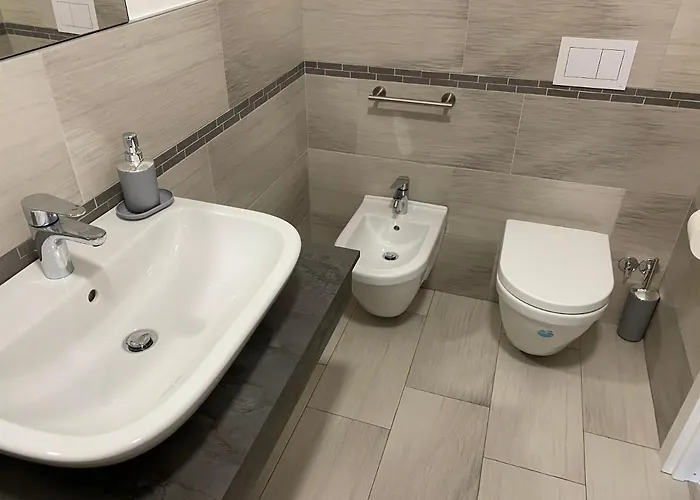 Alojamento de Acomodação e Pequeno-almoço Siclari B&b-rooms&suite 4*