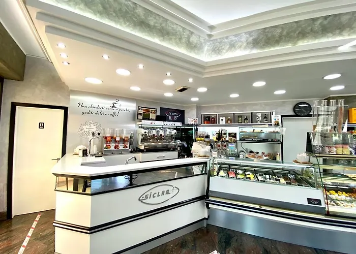 Alojamento de Acomodação e Pequeno-almoço Siclari B&b-rooms&suite 4*